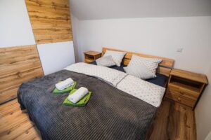 apartma panda podčetrtek spalnica1