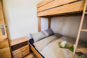 postelja apartma saisy